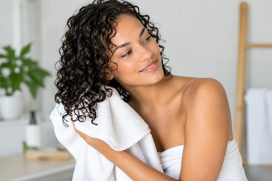 How to Towel Dry Curly Hair Without Frizz