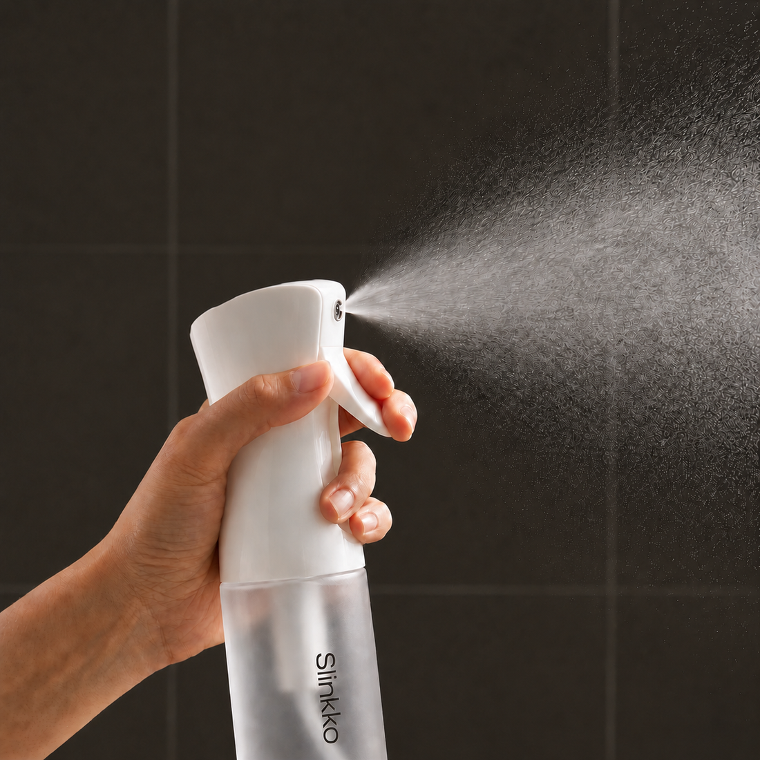 How to Refresh Flat Hair With Water Without Washing